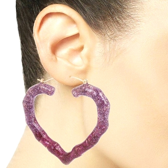 New! BETSEY JOHNSON Large Pink Mauve Ombre Heart Hoop Earrings. - Picture 3 of 7